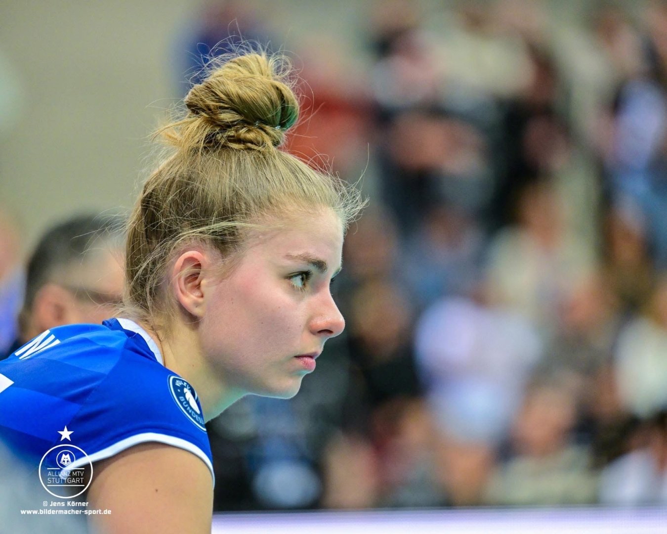 泽连斯基抵达美国细节-体育资讯