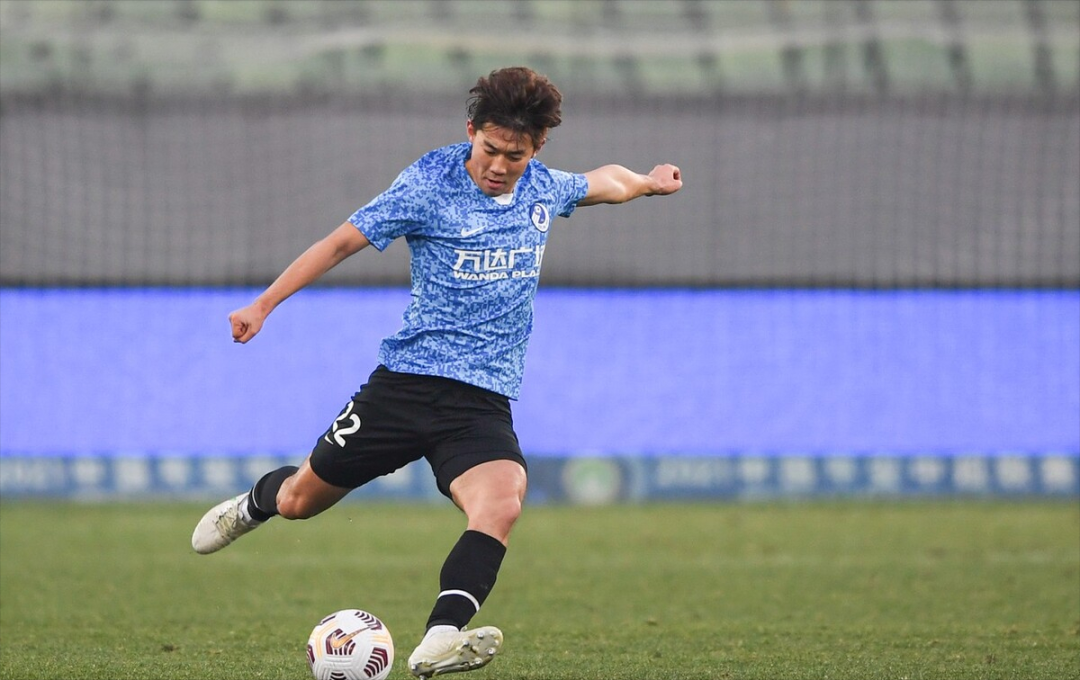 关于风云突变那不勒斯冲刺阶段门线救险；中超版图或变；底气十足；球探报告显示潜力的信息-九游