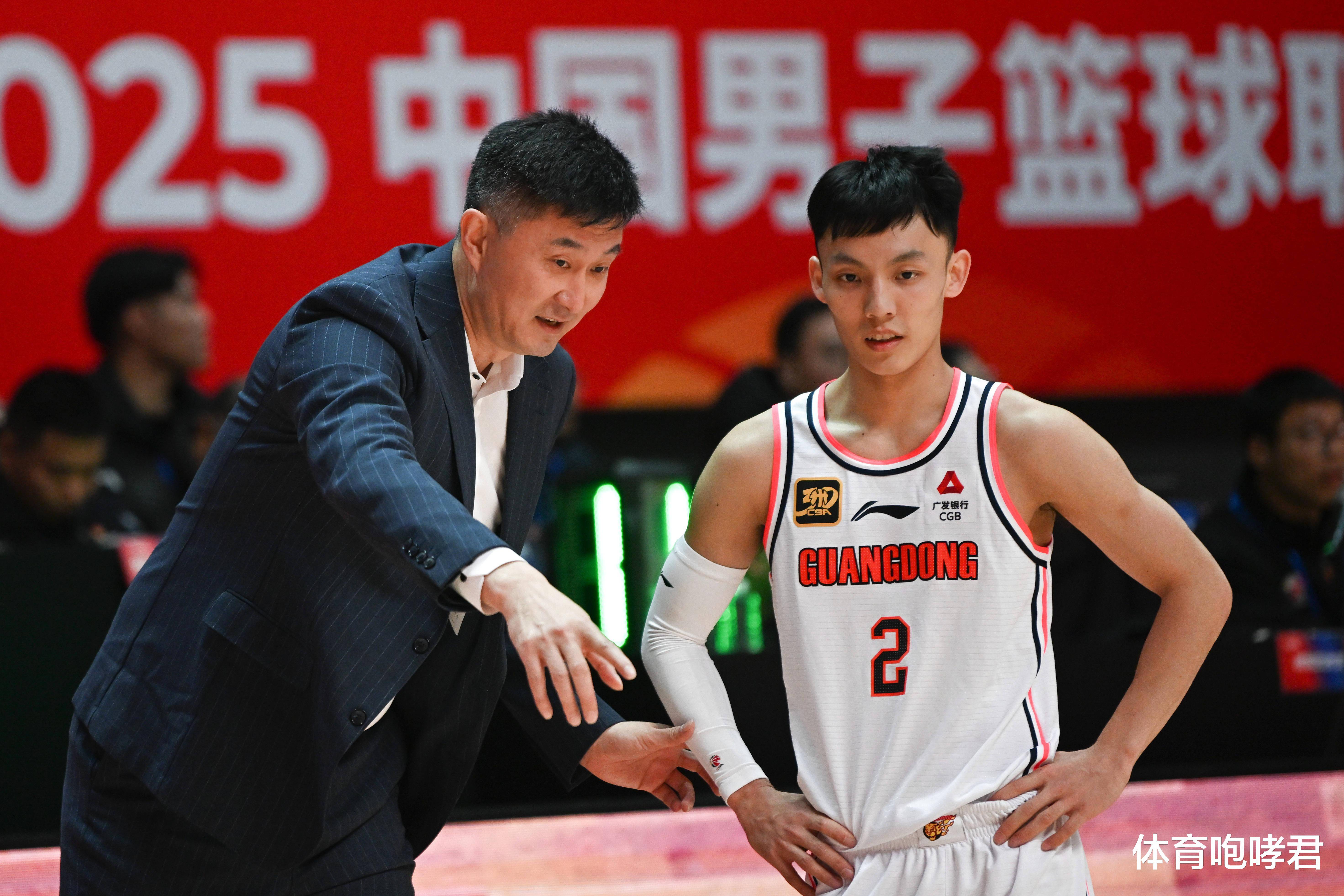 深圳男篮发布备战花絮；清晨遗憾出局；意甲任务艰巨；年轻球员得到机会的简单介绍-体育社区